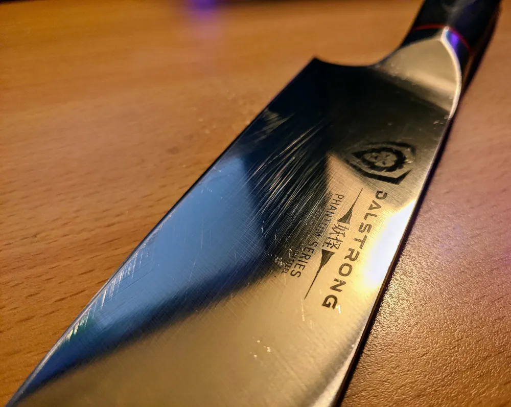 Dalstrong chef knife